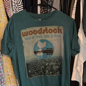 Woodstock graphic T-shirt size Men’s Medium